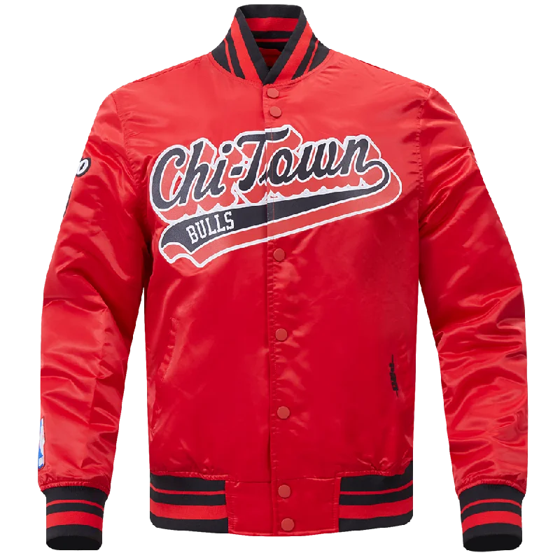 NBA CHICAGO BULLS SCRIPT TAIL MEN'S SATIN JACKET (RED/BLACK)